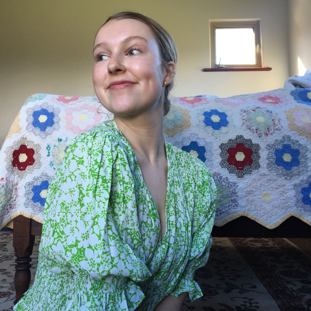 Meet your Posher, Meagan